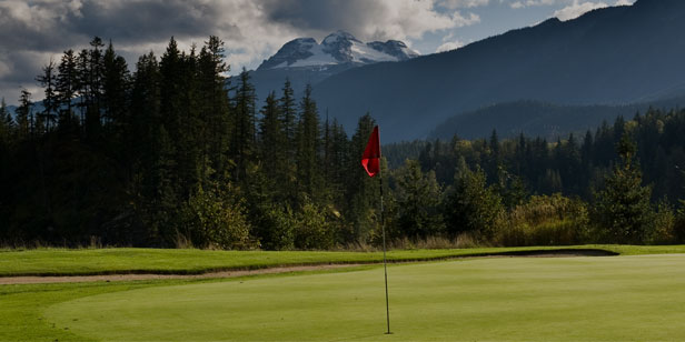 When you book direct with us, and stay a minimum of 2 nights, you gain access to Tourism Revelstoke's deals and discounts, including golf, snowmobiling, rentals and so much more. Available at the Visitor Information Centre.