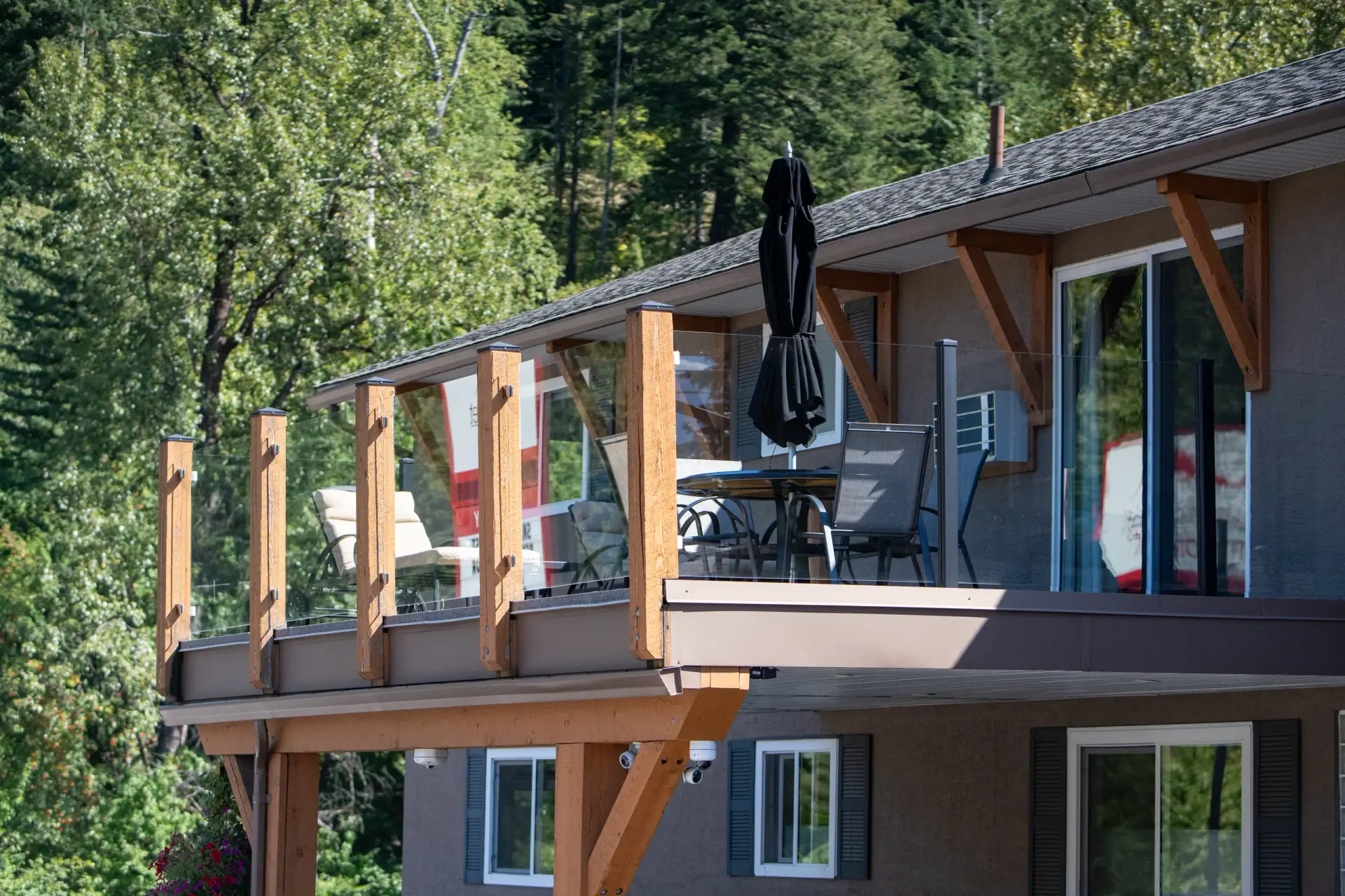 swiss chalet motel 2024 exterior summer 01