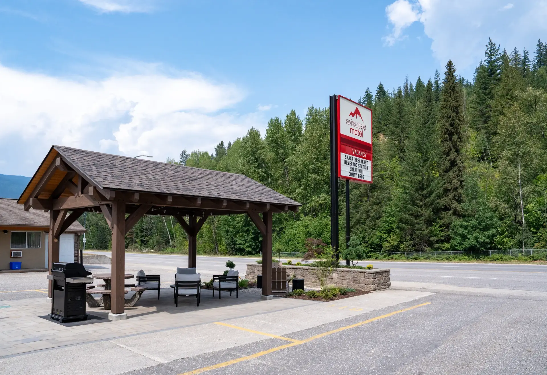 swiss chalet motel 2024 exterior summer 101